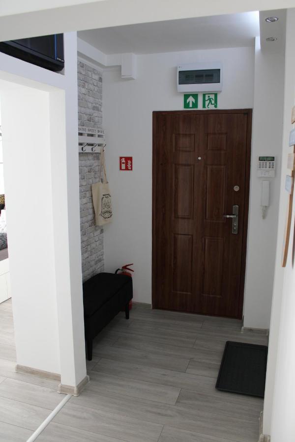 Izzy Apartament Daire Miskolc Dış mekan fotoğraf