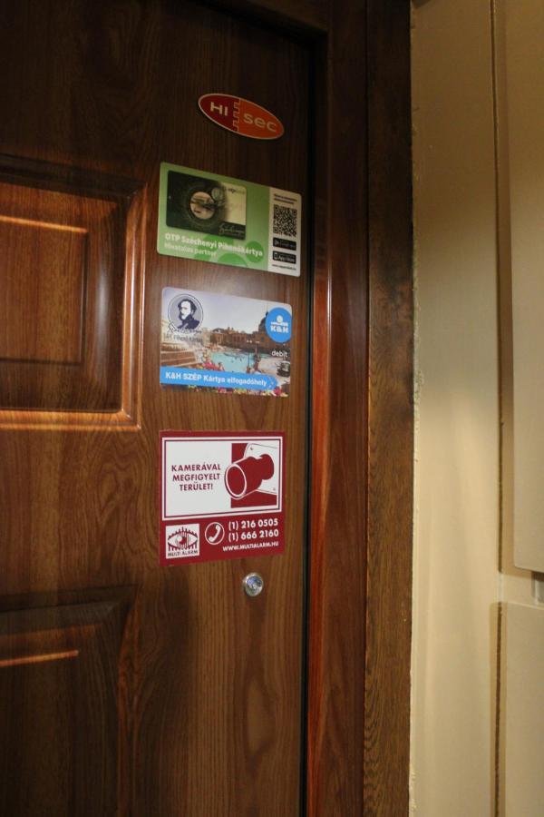 Izzy Apartament Daire Miskolc Dış mekan fotoğraf