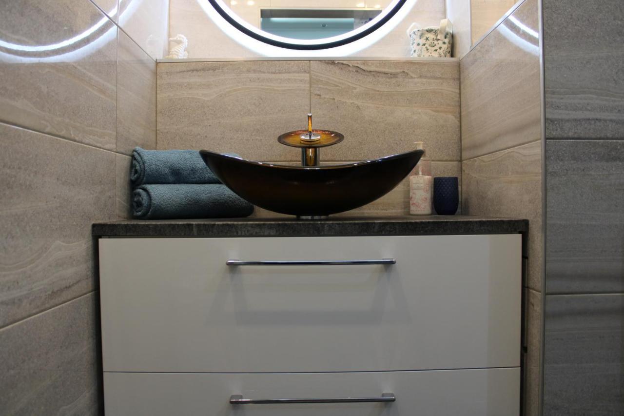 Izzy Apartament Daire Miskolc Dış mekan fotoğraf